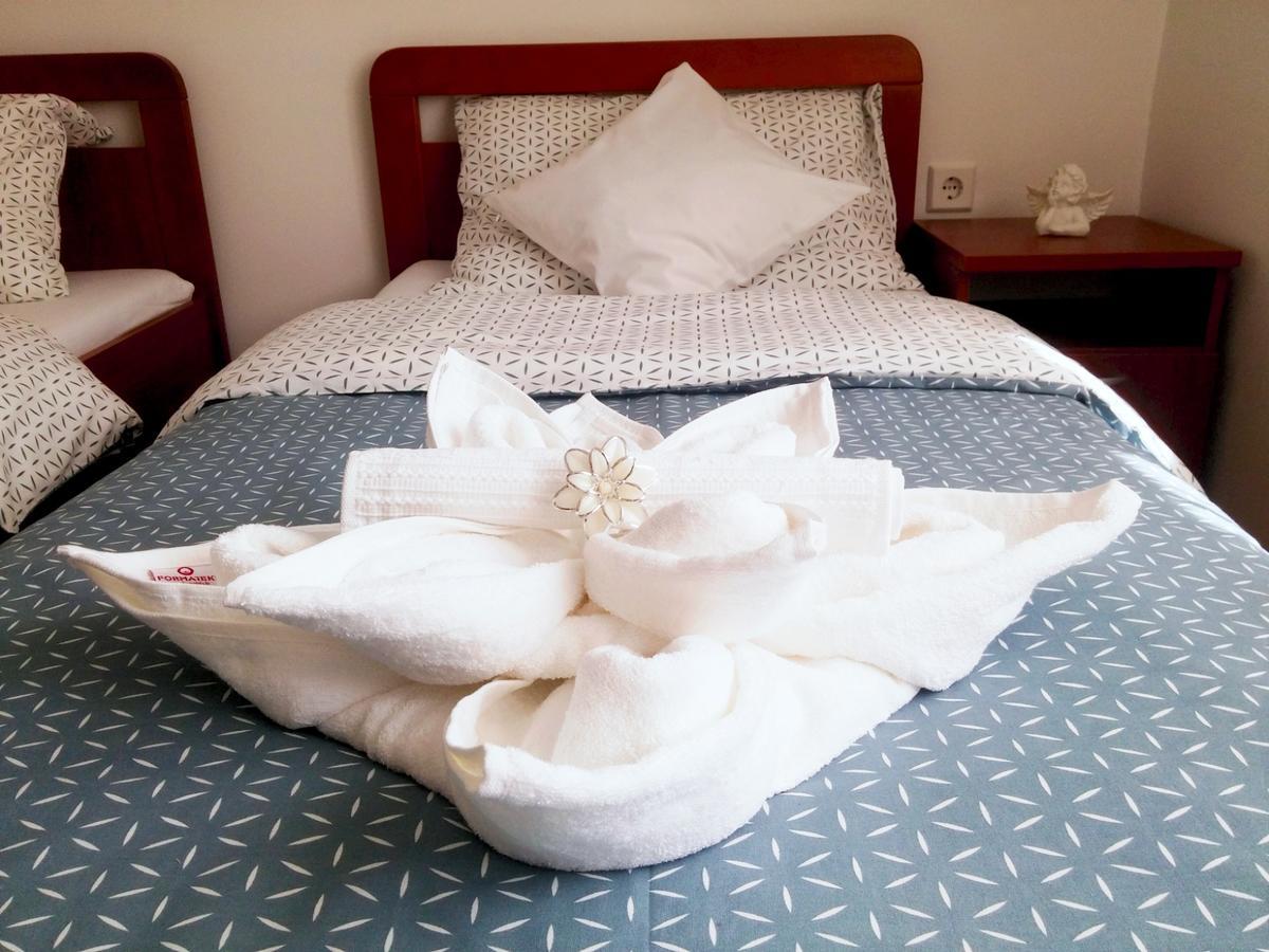 Guest House Domig Licko Lesce Esterno foto